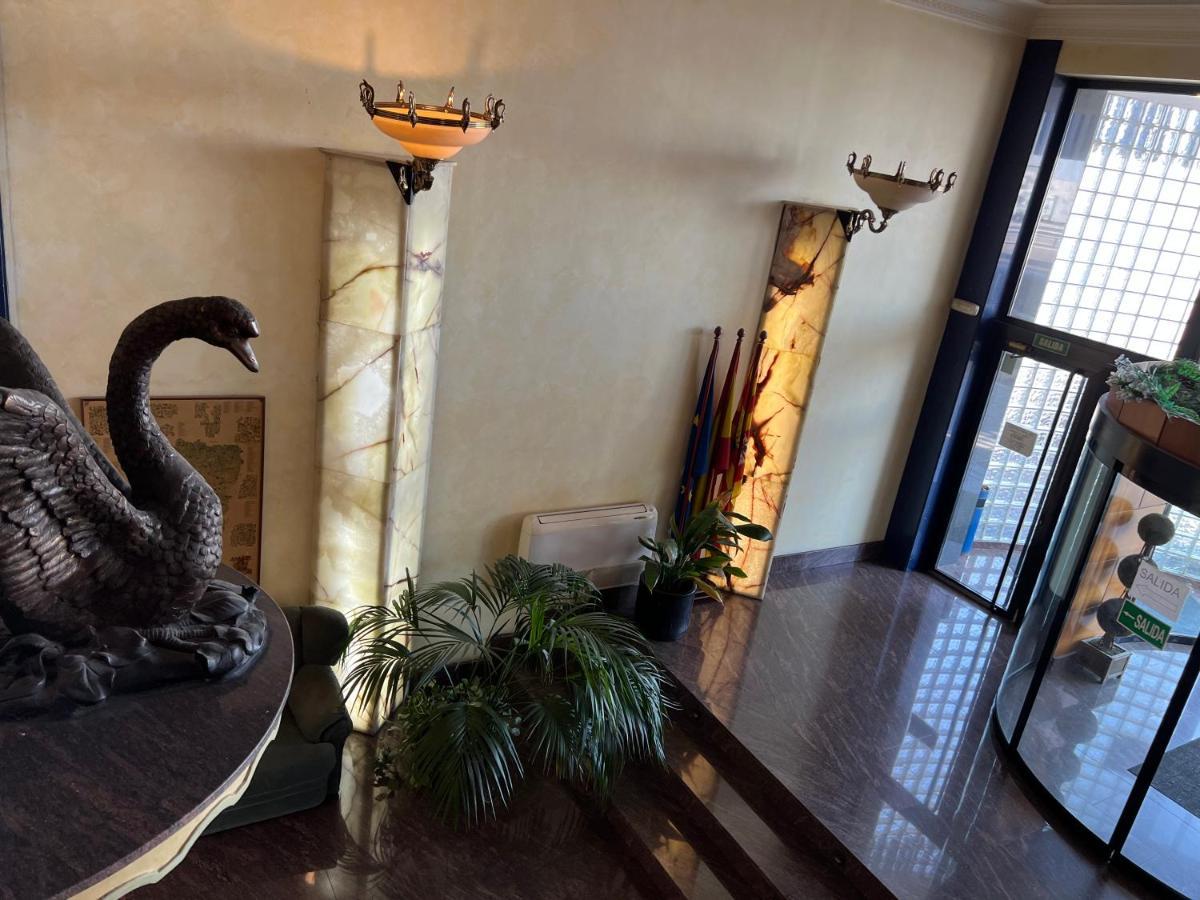 Hotel El Cisne Saragosse Extérieur photo